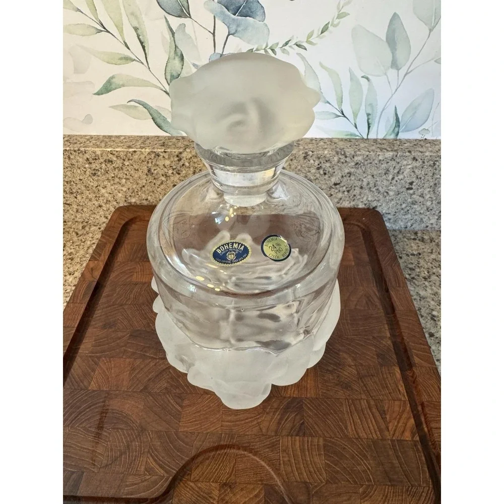 Bohemia 24% pbo Lead Crystal Glass Decanter Czech Republic Frosted Ice glass